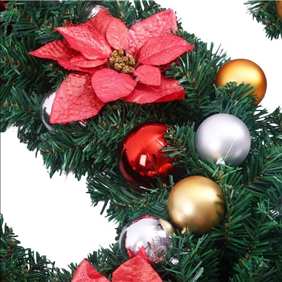 Christmas Garland - Picture 2 of 7